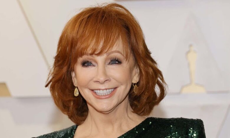 Is Reba McEntire Deaf? Is Reba McEntire Deaf